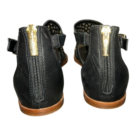 Vince Camuto Sitara Thong Black and Gold Women's Sandals size - Picture 4 of 6